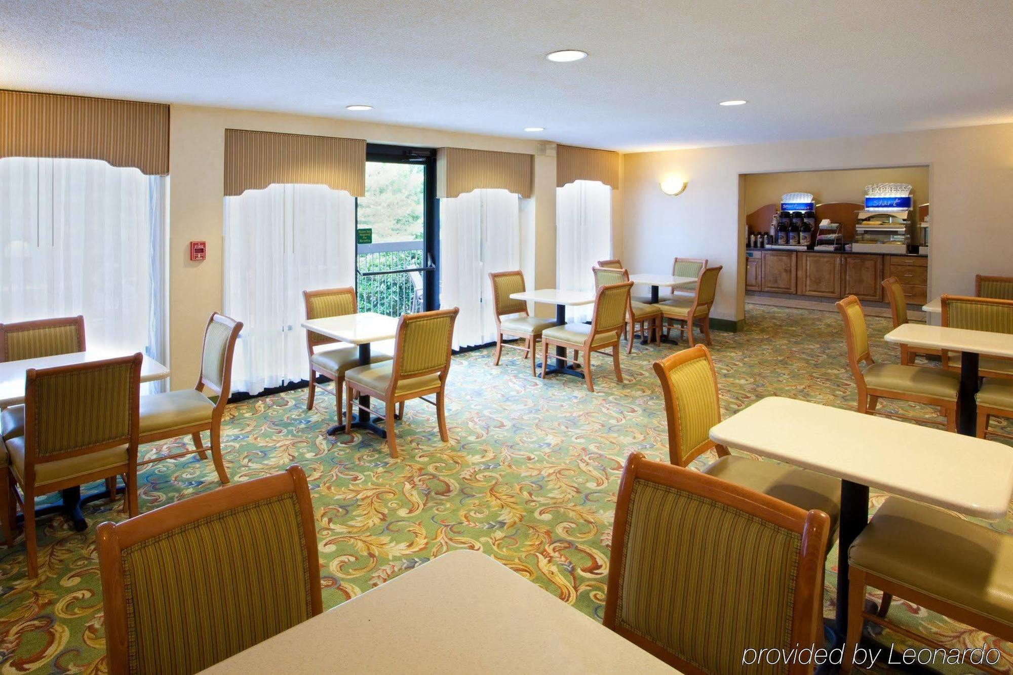 Holiday Inn Express Richmond-Mechanicsville By Ihg Extérieur photo